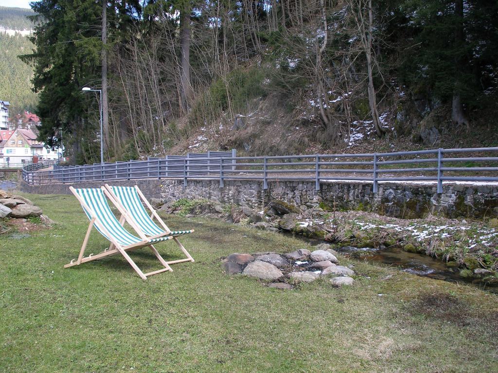 Pecka Penzion Pec pod Sněžkou Zewnętrze zdjęcie